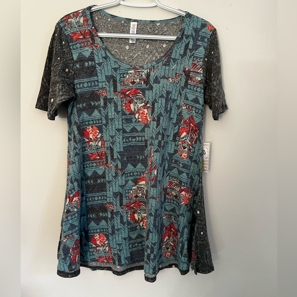 LulaRoe Perfect Tee